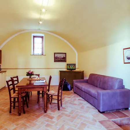 Cozy In With Pool Manerba del Garda